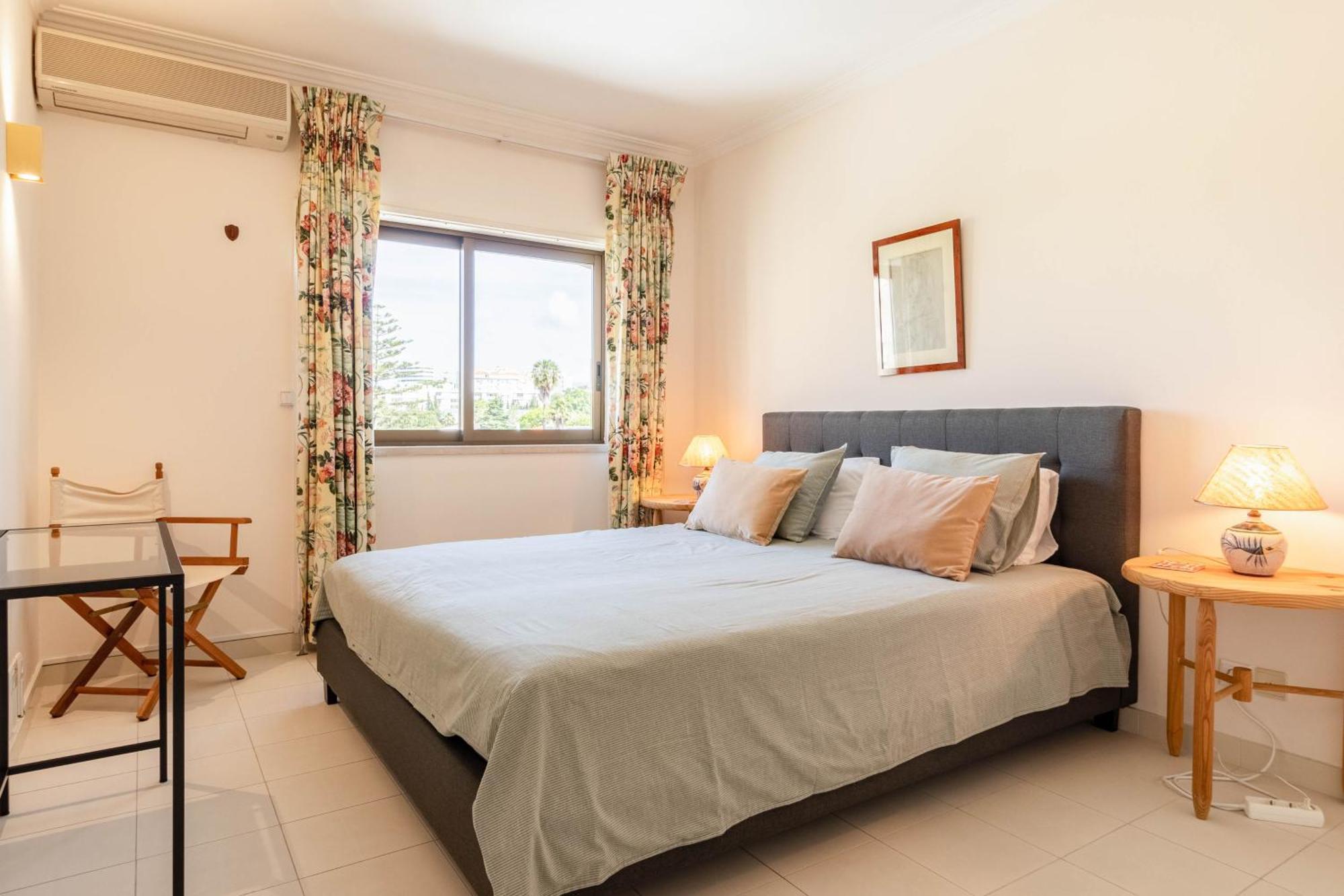 Central Cascais Apartment With Private Parking エクステリア 写真